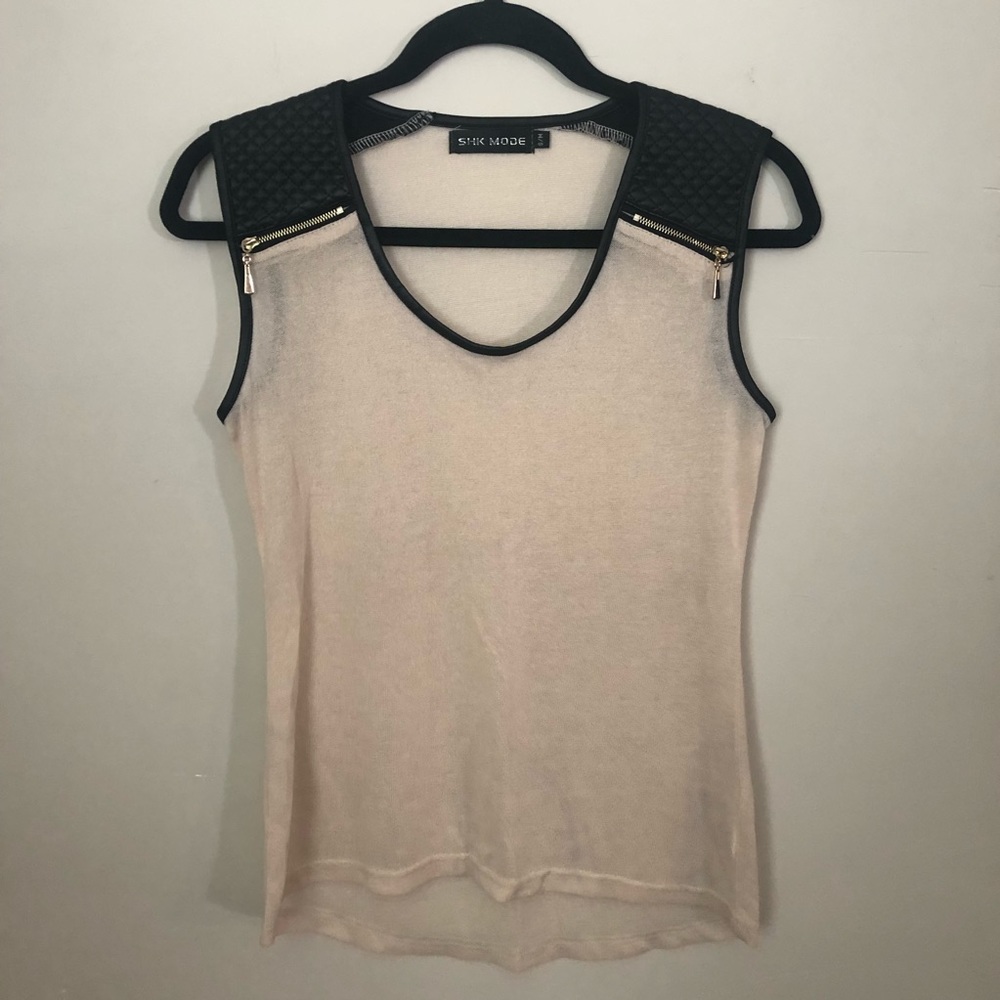 Sleeveless Top with Leather Shoulders with Zippers